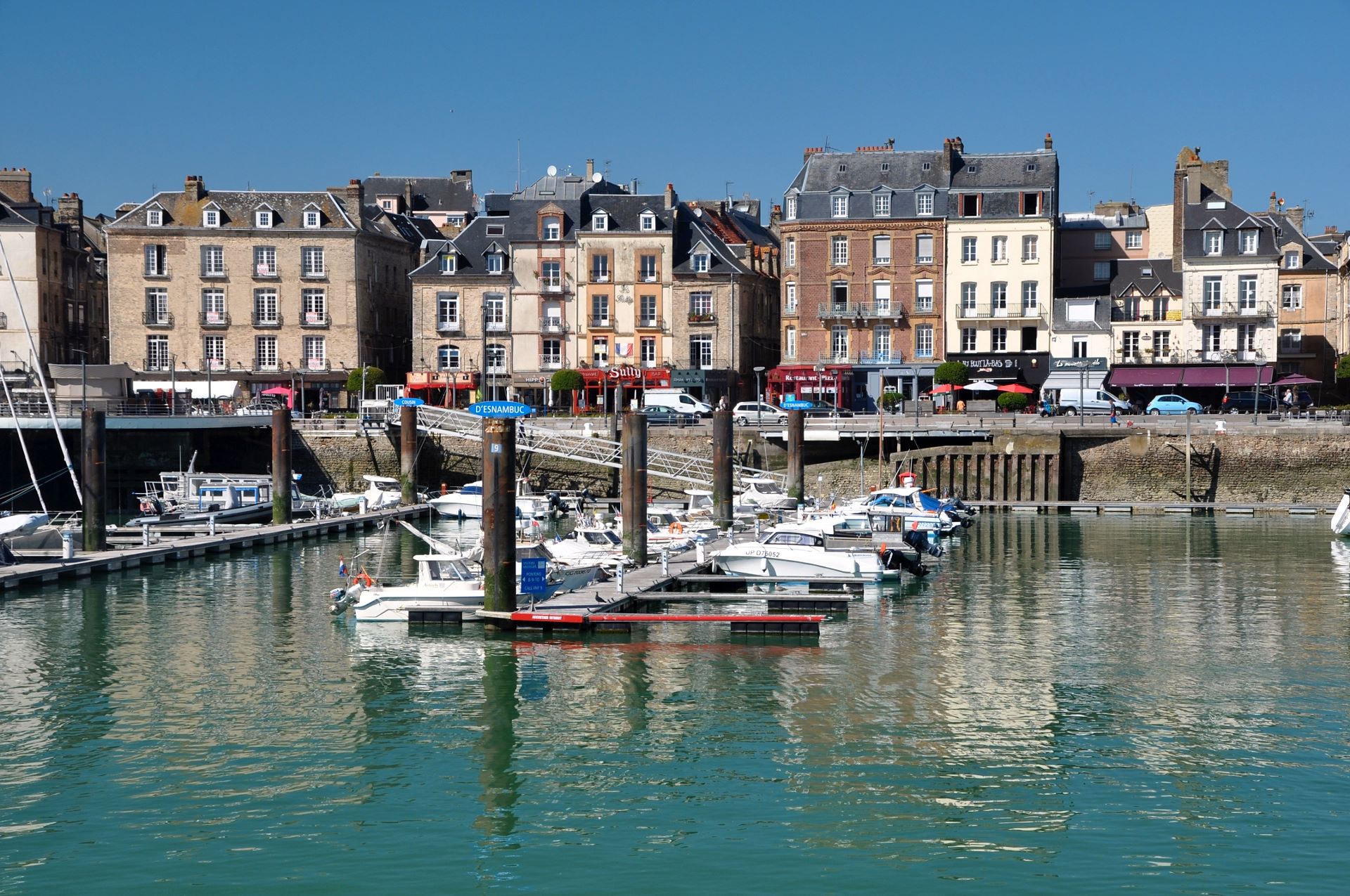 Dieppe (Photo license: CC BY-SA 2.0)